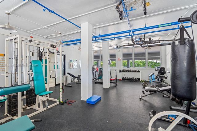 2016 Bay Dr 203, Miami Beach, FL 33141