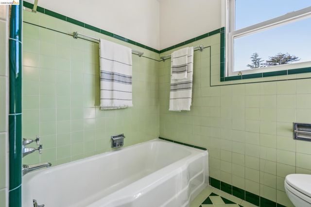 890 Keeler Ave, Berkeley, CA 94708