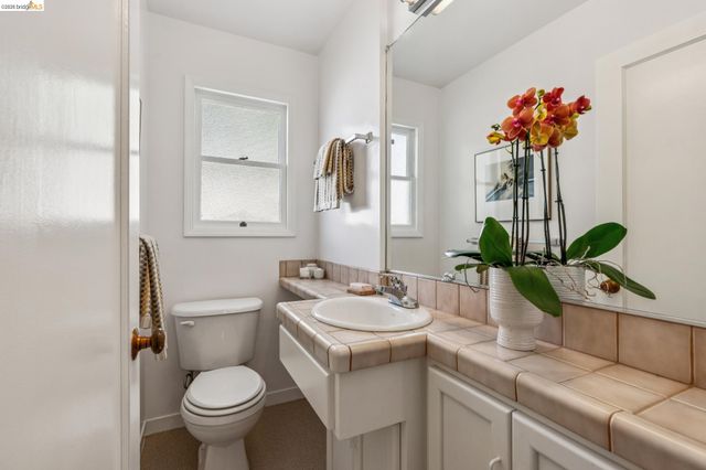 890 Keeler Ave, Berkeley, CA 94708