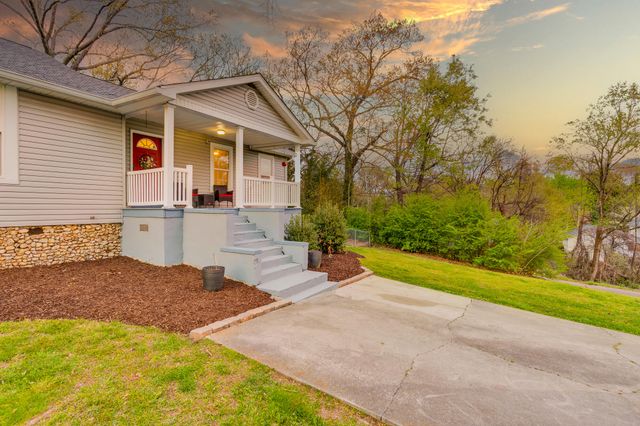 223 Ivy Street, Rossville, GA 30741