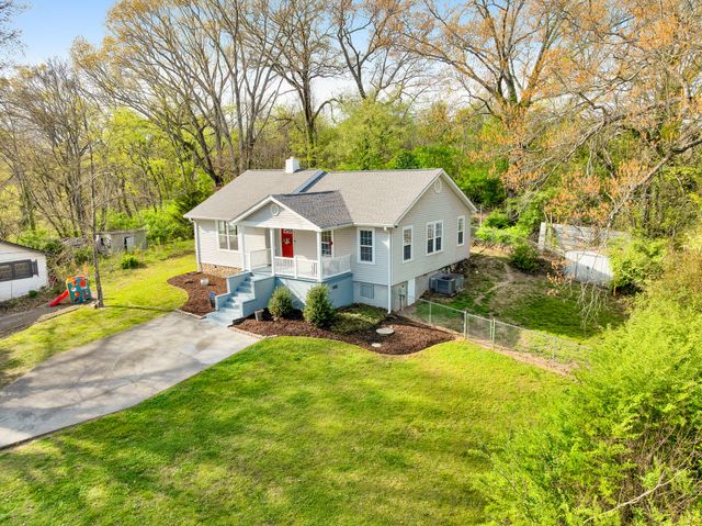 223 Ivy Street, Rossville, GA 30741