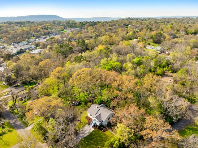 223 Ivy Street, Rossville, GA 30741