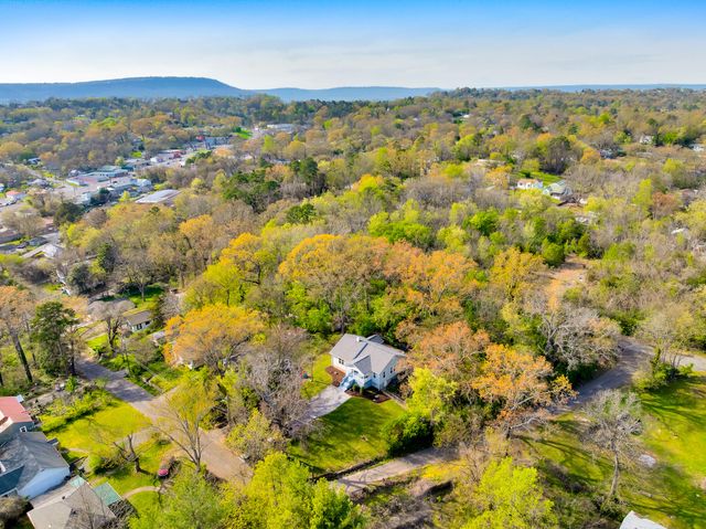 223 Ivy Street, Rossville, GA 30741