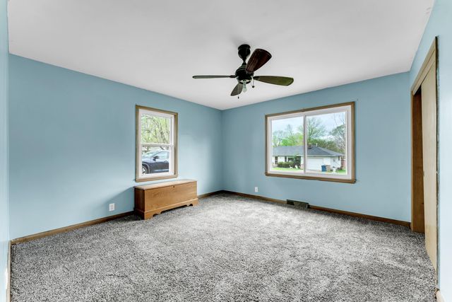 302 S 6th Street, Ozark, MO 65721