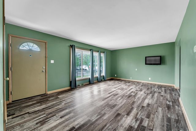 302 S 6th Street, Ozark, MO 65721