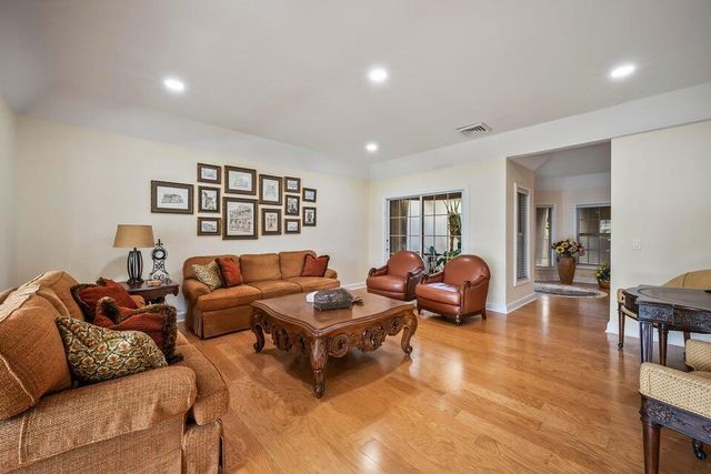 14394 Cypress Island Court, Palm Beach Gardens, FL 33410
