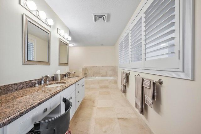 14394 Cypress Island Court, Palm Beach Gardens, FL 33410