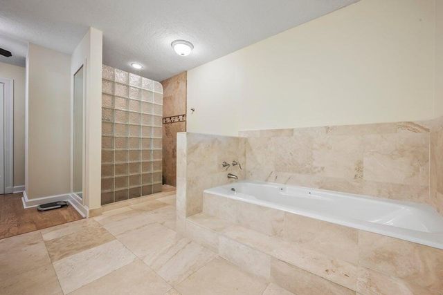 14394 Cypress Island Court, Palm Beach Gardens, FL 33410