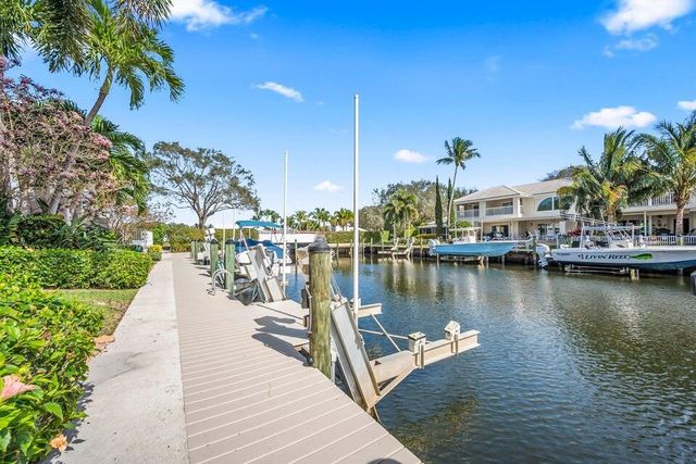 14394 Cypress Island Court, Palm Beach Gardens, FL 33410