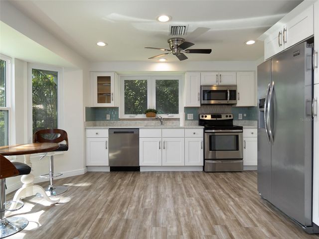 3140 BAY SHORE ROAD, Sarasota, FL 34234