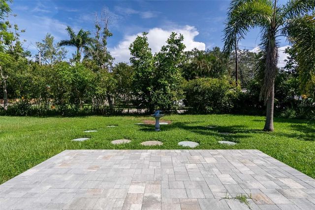 3140 BAY SHORE ROAD, Sarasota, FL 34234