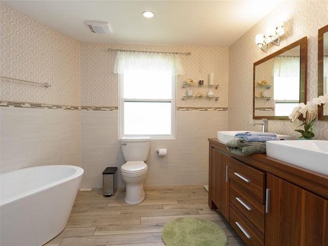 3140 BAY SHORE ROAD, Sarasota, FL 34234