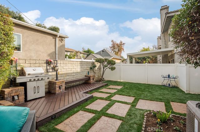 239 W Lemon, Monrovia, CA 91016