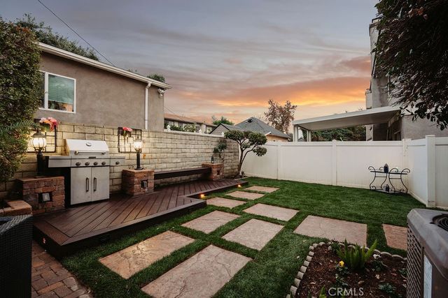 239 W Lemon, Monrovia, CA 91016