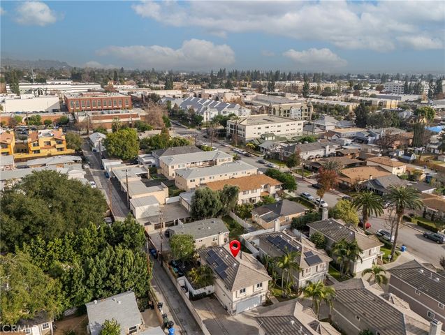 239 W Lemon, Monrovia, CA 91016