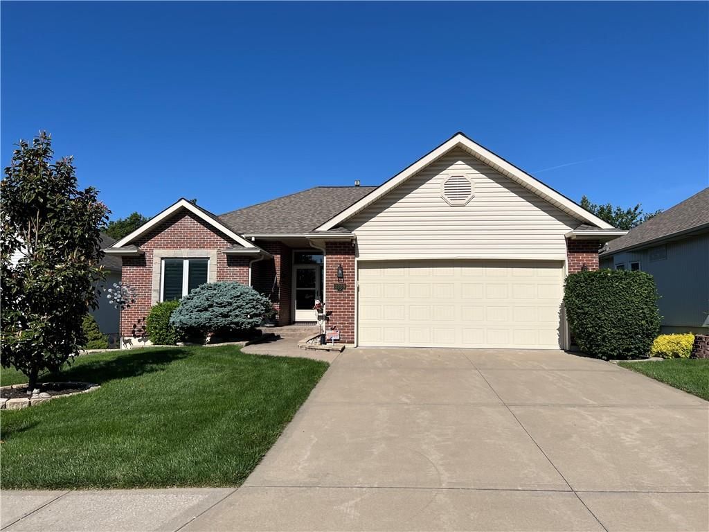 3228 S Cardinal Court, Blue Springs, MO 64015