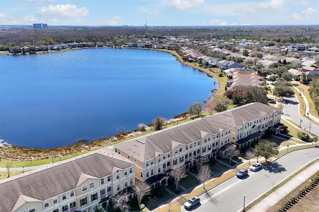 10522 GREEN IVY LANE, Orlando, FL 32832