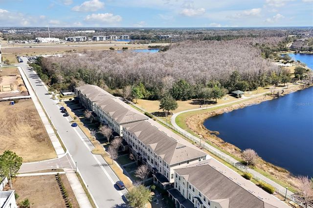 10522 GREEN IVY LANE, Orlando, FL 32832