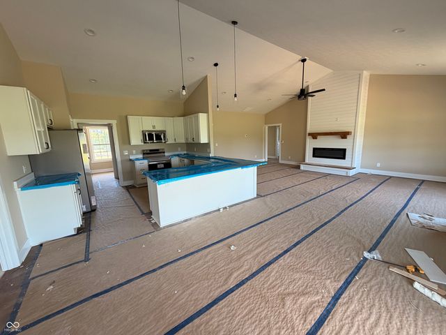 10 Pine Hills Court, Crawfordsville, IN 47933