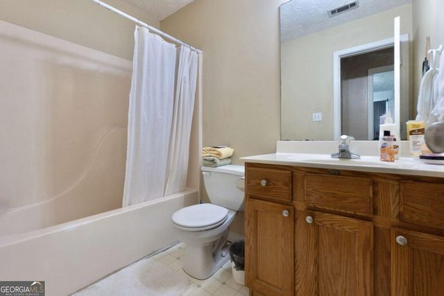 2805 Avalon Meadows Lane, Lawrenceville, GA 30044