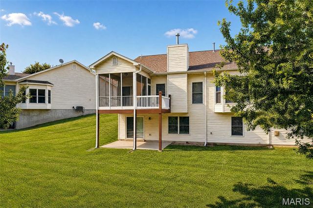409 Paisley Court, St Charles, MO 63301