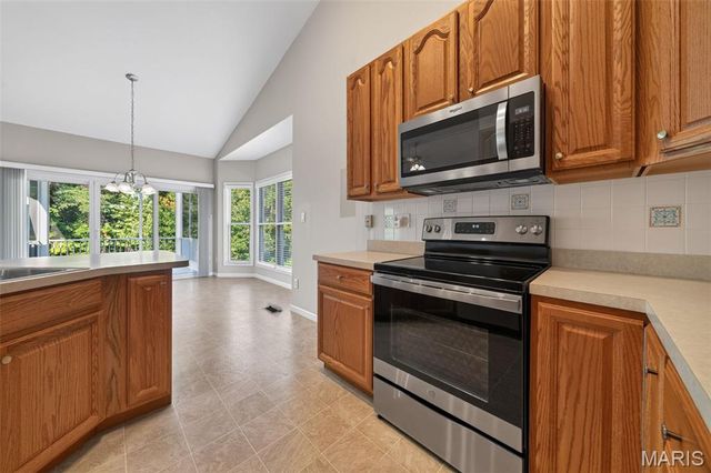 409 Paisley Court, St Charles, MO 63301