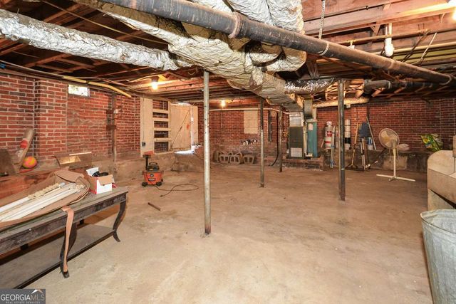 605 Floyd Drive SE, Smyrna, GA 30082