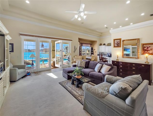 77 HICKORY LOOP, Ocala, FL 34472