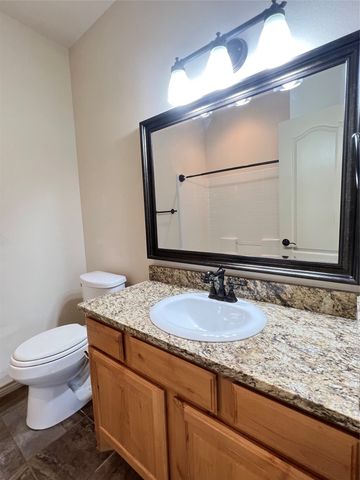 214 Lasso Court, Mabank, TX 75143