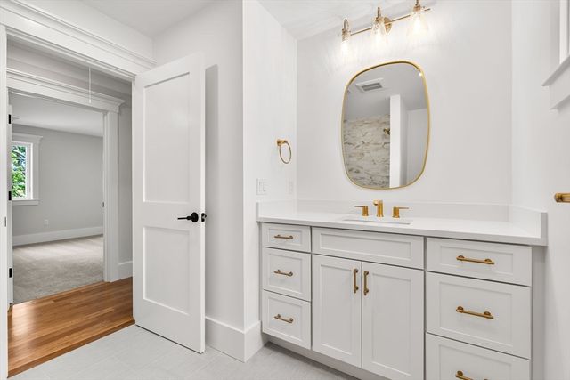 9 Harvey Park, Lynnfield, MA 01940