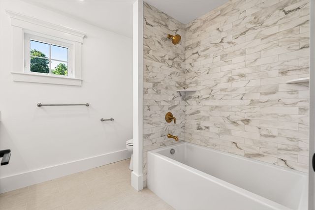 9 Harvey Park, Lynnfield, MA 01940