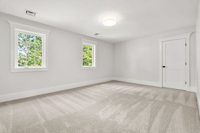 9 Harvey Park, Lynnfield, MA 01940