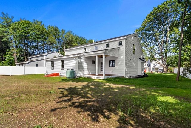 9 Harvey Park, Lynnfield, MA 01940