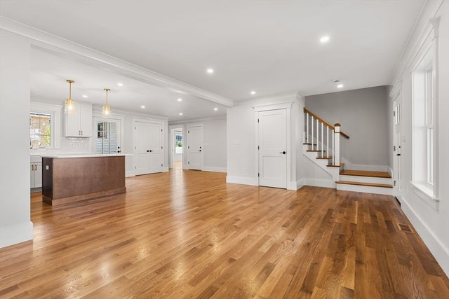 9 Harvey Park, Lynnfield, MA 01940