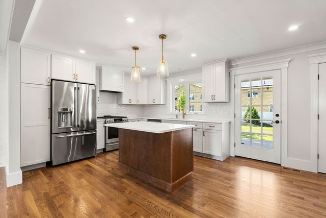 9 Harvey Park, Lynnfield, MA 01940