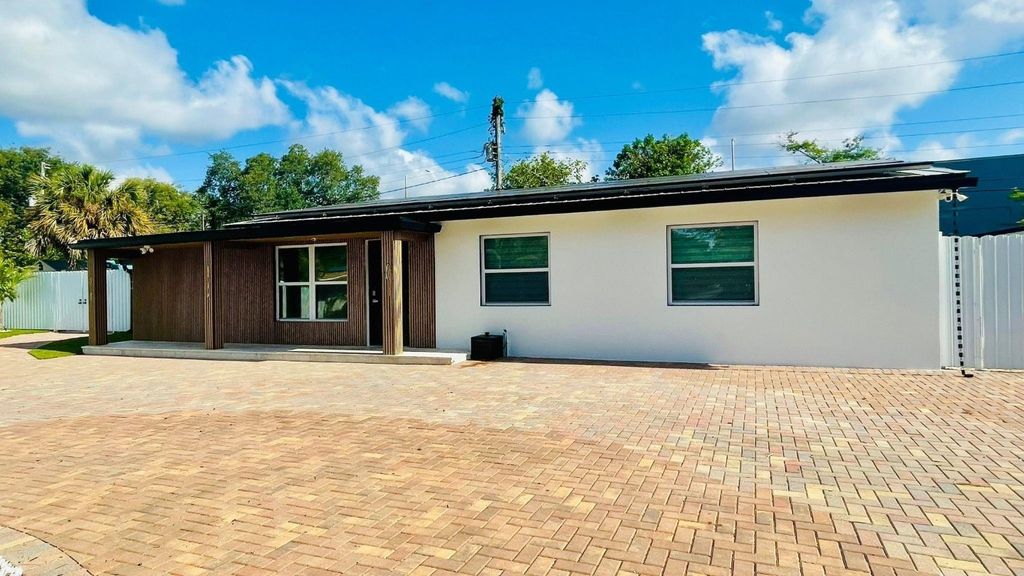 1031 NW 49th Street, Fort Lauderdale, FL 33309