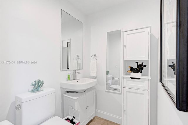 3330 NE 190th St 1212, Aventura, FL 33180