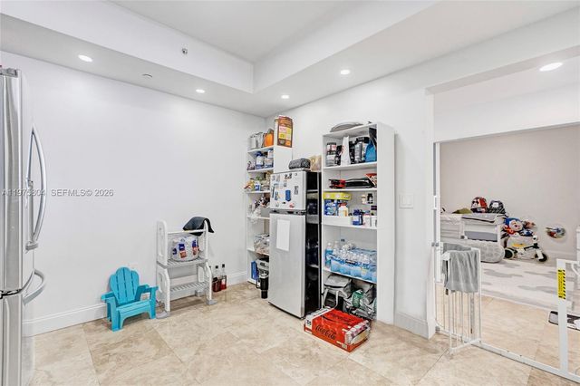 3330 NE 190th St 1212, Aventura, FL 33180