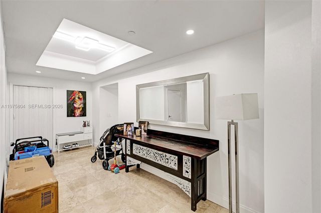 3330 NE 190th St 1212, Aventura, FL 33180