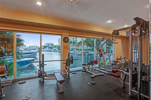 3330 NE 190th St 1212, Aventura, FL 33180