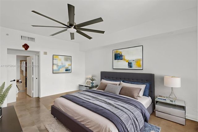 3330 NE 190th St 1212, Aventura, FL 33180