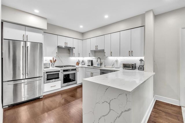 746 NE 16th Terrace, Fort Lauderdale, FL 33304