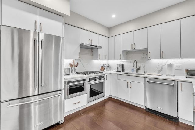 746 NE 16th Terrace, Fort Lauderdale, FL 33304