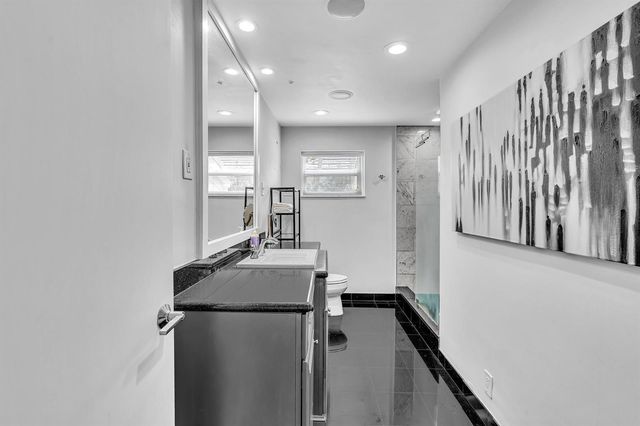 746 NE 16th Terrace, Fort Lauderdale, FL 33304