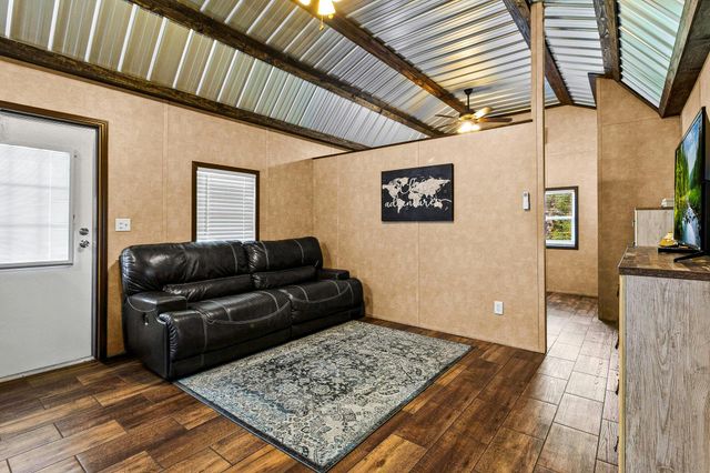 177 Antigua Drive, Point Blank, TX 77364