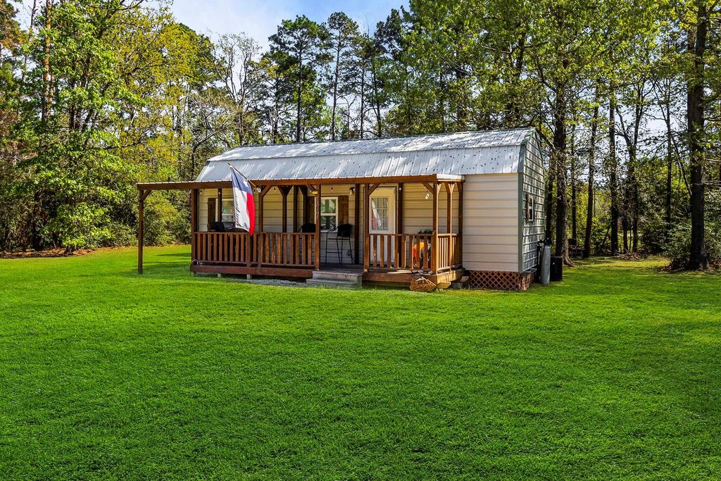 177 Antigua Drive, Point Blank, TX 77364