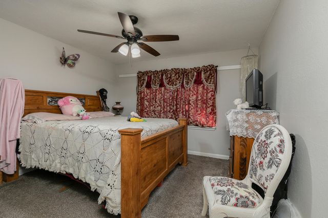 2410 S Fremont Avenue, Springfield, MO 65804