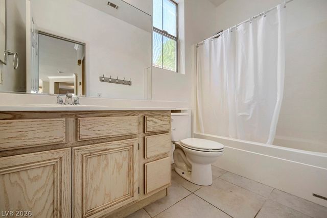 946 Saddle Horn Drive, Henderson, NV 89002