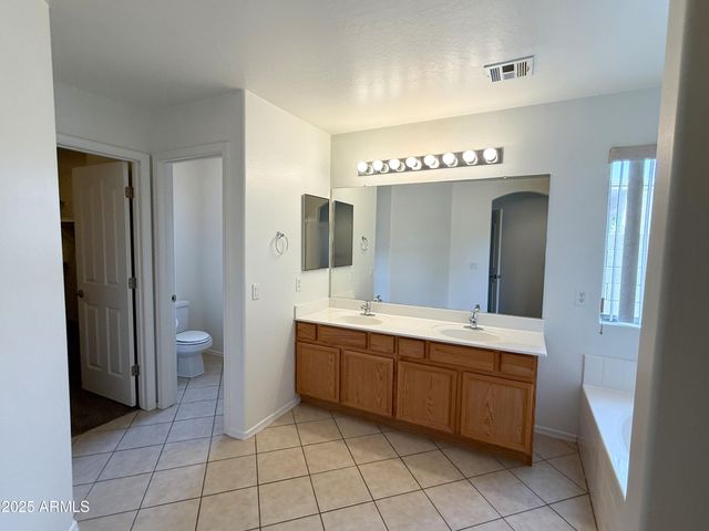 2538 W Maldonado Road, Phoenix, AZ 85041