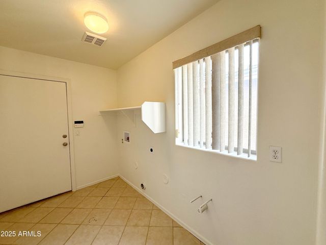 2538 W Maldonado Road, Phoenix, AZ 85041